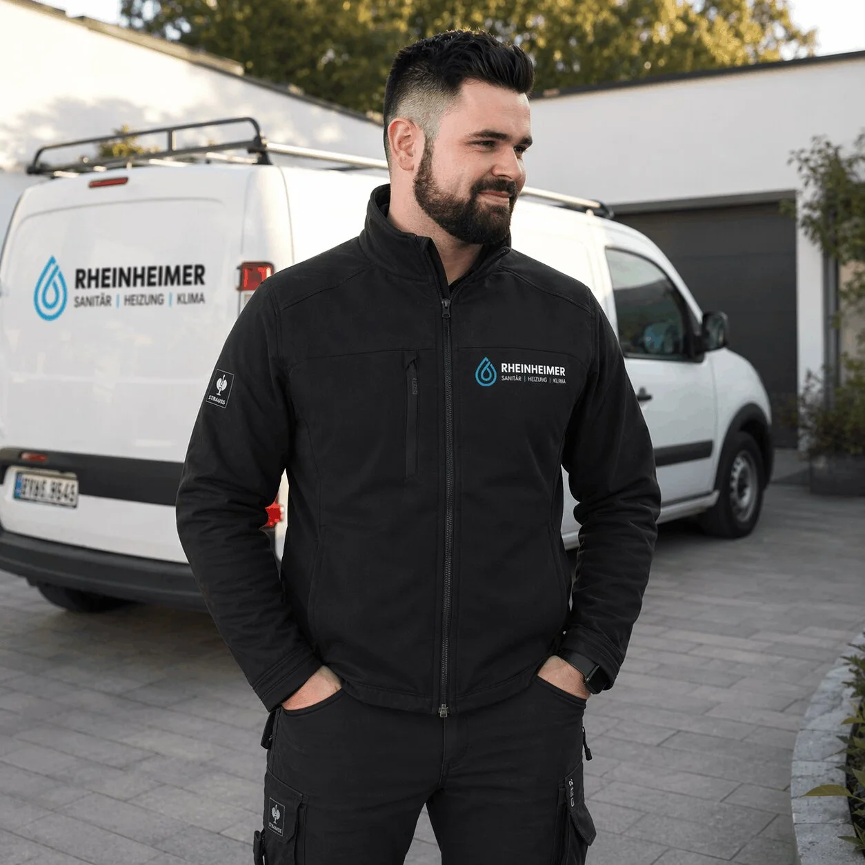 Tim Rheinheimer in der Werkstatt